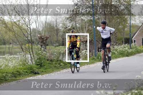 Abcoude 18 april 2020
Dylan Groenewegen , de snelste wielrenner ter wereld aan het trainen in Abcoude .