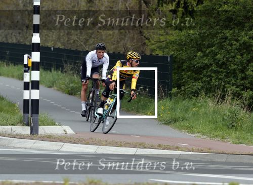 Abcoude 18 april 2020
Dylan Groenewegen , de snelste wielrenner ter wereld aan het trainen in Abcoude .