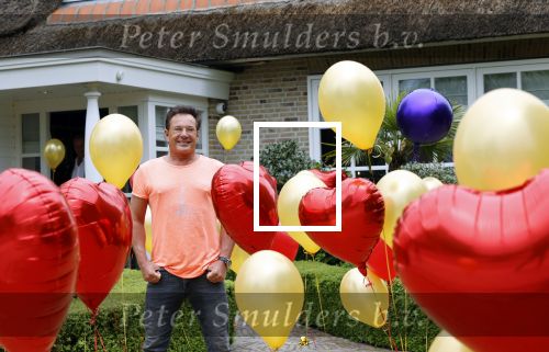 Aalsmeer 29 april 2020
Gerard Joling viert thuis zijn 60e verjaardag.