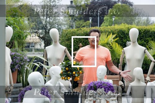 Aalsmeer 29 april 2020
Gerard Joling viert thuis zijn 60e verjaardag.