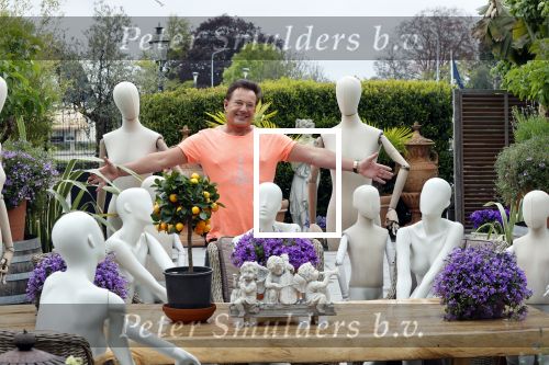 Aalsmeer 29 april 2020
Gerard Joling viert thuis zijn 60e verjaardag.
