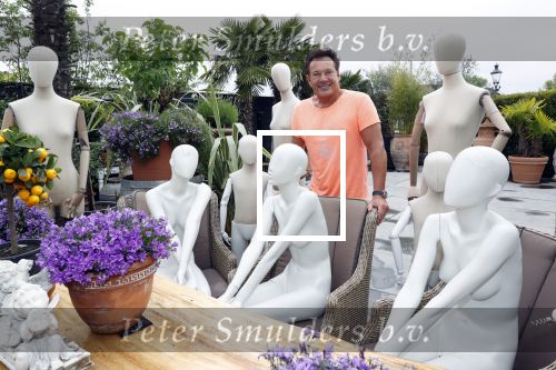Aalsmeer 29 april 2020
Gerard Joling viert thuis zijn 60e verjaardag.