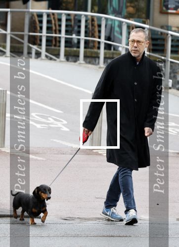 Amsterdam 28 april 2020
Hans Kesting laat zijn hond uit