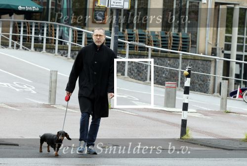 Amsterdam 28 april 2020
Hans Kesting laat zijn hond uit