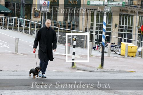 Amsterdam 28 april 2020
Hans Kesting laat zijn hond uit