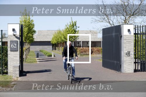 Lisse 20 april 2020
Harry Mens gaat op zijn fiets naar zijn crematorium in Lisse