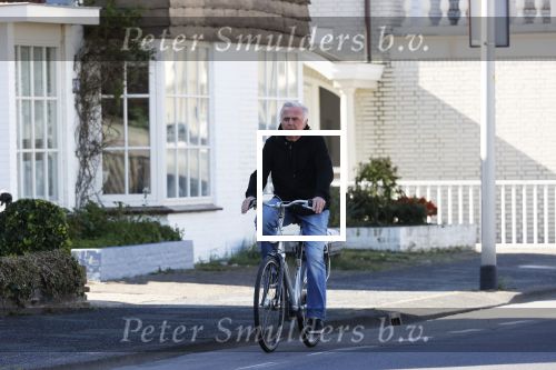Noordwijk 20 april 2020
Harry mens op de fiets in het centrum van Noordwijk