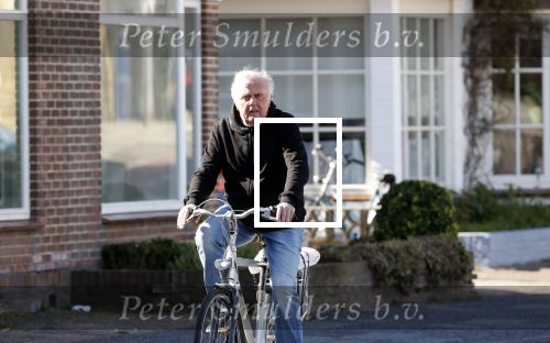 Noordwijk 20 april 2020
Harry mens op de fiets in het centrum van Noordwijk