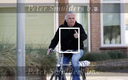Noordwijk 20 april 2020
Harry mens op de fiets in het centrum van Noordwijk