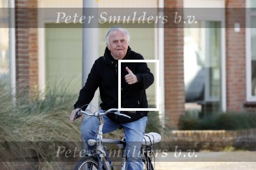 Noordwijk 20 april 2020
Harry mens op de fiets in het centrum van Noordwijk
