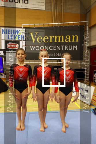 Volendam 8 maart 2020
Kwartfinale NK Turnen in Volendam . Jan Keizer en zijn vrouw komen hun kleindochter Lucy aanmoedigen .