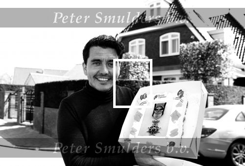 Volendam 24 april 2020
Jan Smit heeft een lintje / koninklijke onderscheiding gekregen.
