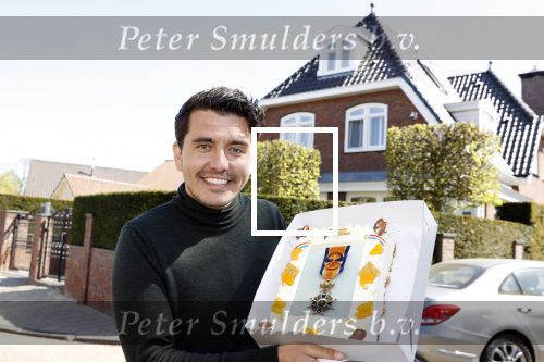 Volendam 24 april 2020
Jan Smit heeft een lintje / koninklijke onderscheiding gekregen.