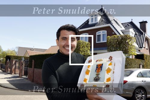 Volendam 24 april 2020
Jan Smit heeft een lintje / koninklijke onderscheiding gekregen.