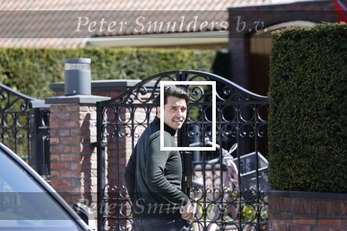 Volendam 24 april 2020
Jan Smit heeft een lintje / koninklijke onderscheiding gekregen.