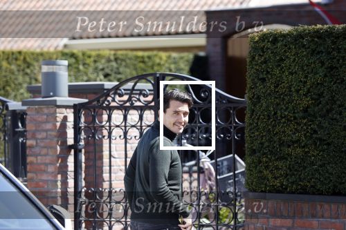 Volendam 24 april 2020
Jan Smit heeft een lintje / koninklijke onderscheiding gekregen.