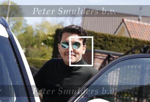 Volendam 24 april 2020
Jan Smit heeft een lintje / koninklijke onderscheiding gekregen.