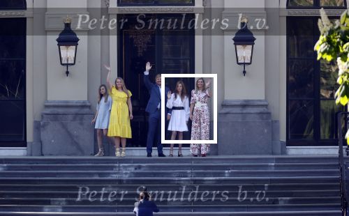 Den Haag 27 april 2020
ivm het corona virus is koningsdag in Maastricht afgelast en vieren Koning Willem Alexander Koningin Maxim en hun dochter prinses Amalia en Ariane de verjaardag van WA op paleis huis ten Bosch.