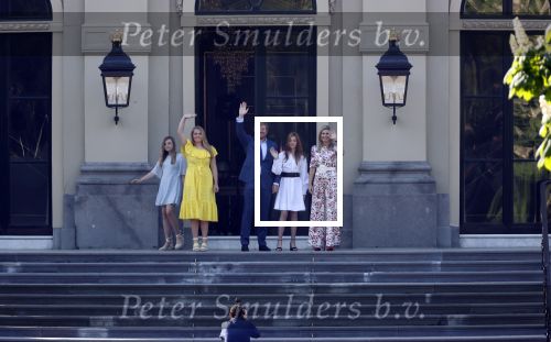 Den Haag 27 april 2020
ivm het corona virus is koningsdag in Maastricht afgelast en vieren Koning Willem Alexander Koningin Maxim en hun dochter prinses Amalia en Ariane de verjaardag van WA op paleis huis ten Bosch.