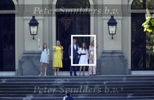 Den Haag 27 april 2020
ivm het corona virus is koningsdag in Maastricht afgelast en vieren Koning Willem Alexander Koningin Maxim en hun dochter prinses Amalia en Ariane de verjaardag van WA op paleis huis ten Bosch.