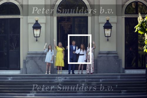 Den Haag 27 april 2020
ivm het corona virus is koningsdag in Maastricht afgelast en vieren Koning Willem Alexander Koningin Maxim en hun dochter prinses Amalia en Ariane de verjaardag van WA op paleis huis ten Bosch.