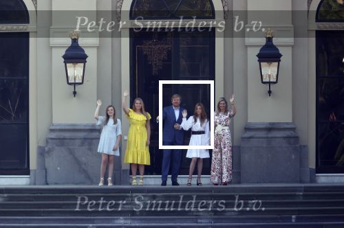 Den Haag 27 april 2020
ivm het corona virus is koningsdag in Maastricht afgelast en vieren Koning Willem Alexander Koningin Maxim en hun dochter prinses Amalia en Ariane de verjaardag van WA op paleis huis ten Bosch.