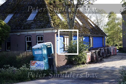 Warder 30 april 2020
Michiel Huisman en zijn vrouw Tara Elders zijn hun huis / boerderij aan het verbouwen