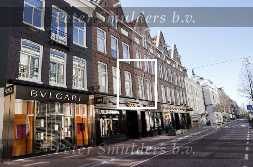 Amsterdam 31 maart 2020
Een lege pc hooftstraat vanwege het Corona virus.