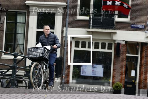 Amsterdam 28 april 2020
Raoul Heertje op de fiets in het centrum van Amsterdam.