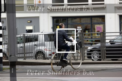 Amsterdam 28 april 2020
Raoul Heertje op de fiets in het centrum van Amsterdam.