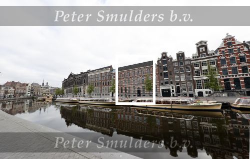 Amsterdam 26 april 2020
Amsterdam is uitgestorven in corona tijd. Bij het paleis op de Dam het Rijksmuseum de grachten de leidsestraat Leidseplein Rembrandtplein etc lopen bijna geen mensen.. Rederij Kooij ( rondvaartboten )