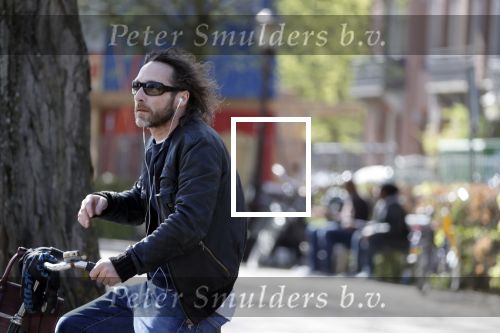 Amsterdam 21 april 2020
Xavier de Guzman bellend op de fiets