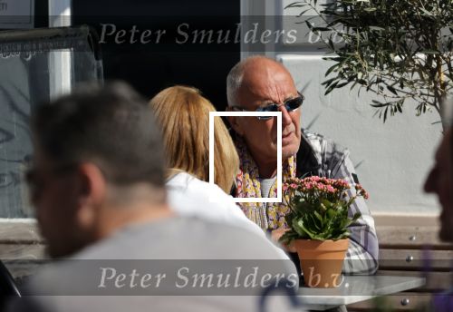 Weesp 12 mei 2021
Alfred v d Heuvel met (een( vriendin op terras in Weesp.