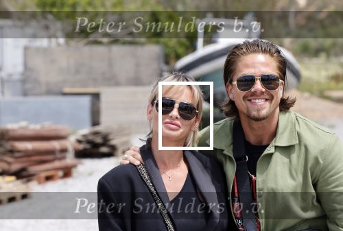 Schiphol en ibiza 23 en 24 april 2021
Andre Hazes gaat voor het eerst op vakantie met zijn nieuwe vriendin Sarah v Soelen . Ook de neef van zijn moeder Andy en zijn vrouw zijn erbij alsmede nog 2 stellen.