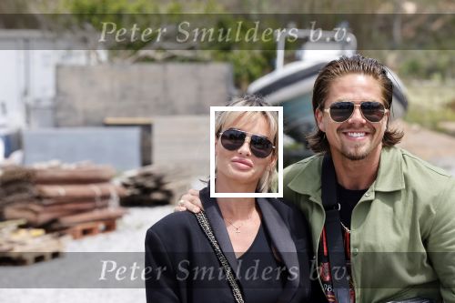 Schiphol en ibiza 23 en 24 april 2021
Andre Hazes gaat voor het eerst op vakantie met zijn nieuwe vriendin Sarah v Soelen . Ook de neef van zijn moeder Andy en zijn vrouw zijn erbij alsmede nog 2 stellen.