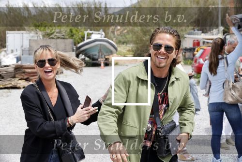 Schiphol en ibiza 23 en 24 april 2021
Andre Hazes gaat voor het eerst op vakantie met zijn nieuwe vriendin Sarah v Soelen . Ook de neef van zijn moeder Andy en zijn vrouw zijn erbij alsmede nog 2 stellen.