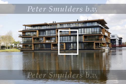 Rotterdam 7 mei 2021
Andre Hazes en zijn vriendin Sarah v Soelen hebben samen een appartement gekocht in dit prachtige complex aan het water . Het ligt dicht bij het huis waar Monique en Kleine andre wonen en dichtbij het huis van sarah haar ouders.