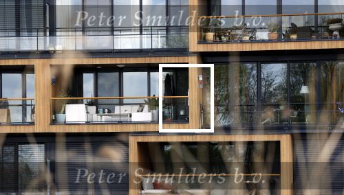 Rotterdam 7 mei 2021
Andre Hazes en zijn vriendin Sarah v Soelen hebben samen een appartement gekocht in dit prachtige complex aan het water . Het ligt dicht bij het huis waar Monique en Kleine andre wonen en dichtbij het huis van sarah haar ouders.