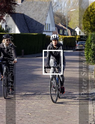 Nigtevecht 5 mei 2021
Anouk Smulders traint op wielrenfiets voor een event
