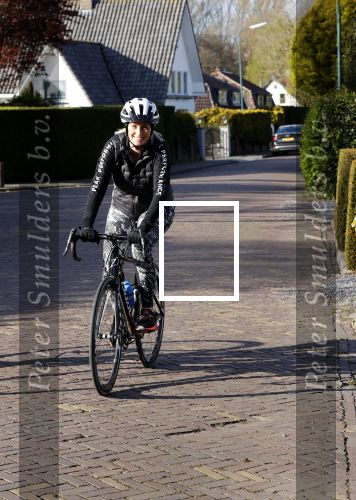 Nigtevecht 5 mei 2021
Anouk Smulders traint op wielrenfiets voor een event