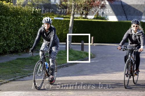 Nigtevecht 5 mei 2021
Anouk Smulders traint op wielrenfiets voor een event