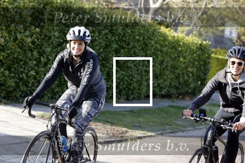 Nigtevecht 5 mei 2021
Anouk Smulders traint op wielrenfiets voor een event