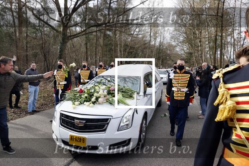 Laren 3 april 2021
Crematie van Bibian Mentel in crmatorium in Laren.
Haar man Edwin Spee en kinderen zijn aanwezig.