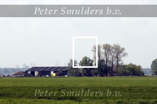 Broek en Waterland 20 mei 2021
Politie doet onderzoek naar de schietpartij/overval in Broek en Waterland . oa Karin Bloemen en boer Geet Jan v Meerveld wonen daar.