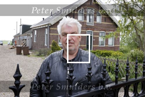 Broek en Waterland 20 mei 2021
Politie doet onderzoek naar de schietpartij/overval in Broek en Waterland . oa Karin Bloemen en boer Geet Jan v Meerveld wonen daar.