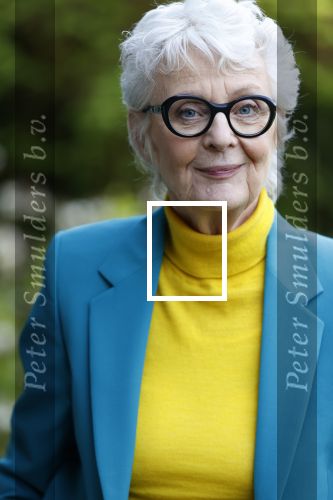 Bergen 12 mei 2021
Carry Slee met haar nieuwe boek FAKE!