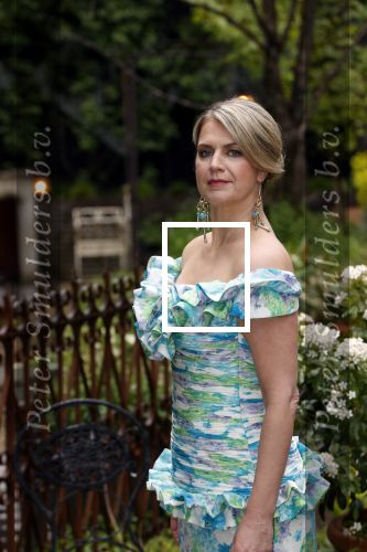 Amsterdam 30 april 2021
Koningin Maxima Look a like Cathelijne Schrauwen voor reportage in story met medewweking van Paul Schulten . Shoot vond plaats in het Andaz hotel