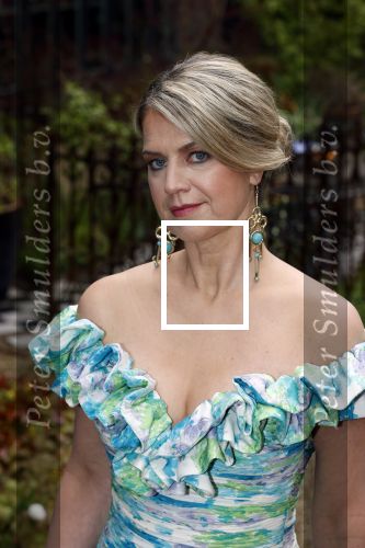 Amsterdam 30 april 2021
Koningin Maxima Look a like Cathelijne Schrauwen voor reportage in story met medewweking van Paul Schulten . Shoot vond plaats in het Andaz hotel