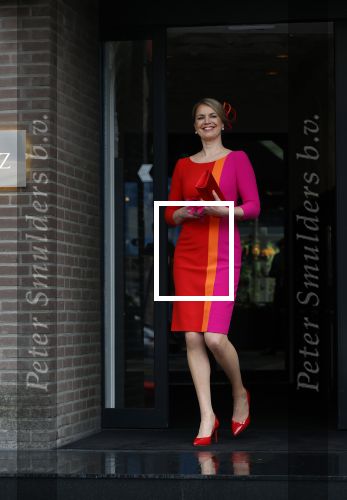 Amsterdam 30 april 2021
Koningin Maxima Look a like Cathelijne Schrauwen voor reportage in story met medewweking van Paul Schulten . Shoot vond plaats in het Andaz hotel