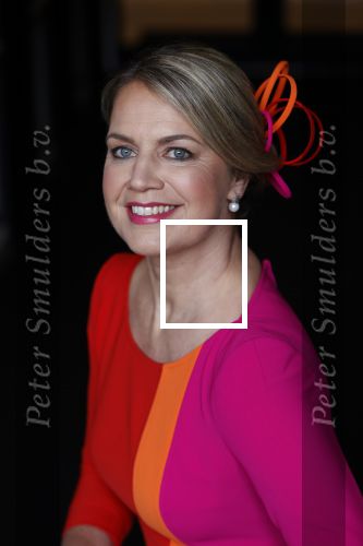 Amsterdam 30 april 2021
Koningin Maxima Look a like Cathelijne Schrauwen voor reportage in story met medewweking van Paul Schulten . Shoot vond plaats in het Andaz hotel